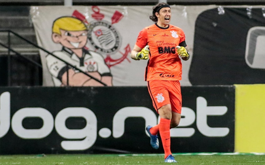 CÁSSIO- Corinthians (C$ 8,35) Com quatro jogos seguidos sem sofrer gol, o Timão é a equipe em melhor momento defensivo. Atuando em casa contra um Goiás que só marcou um gol nas últimas três partidas que disputou, tem potencial para uma boa pontuação na partida desta segunda na NeoQuimica Arena!