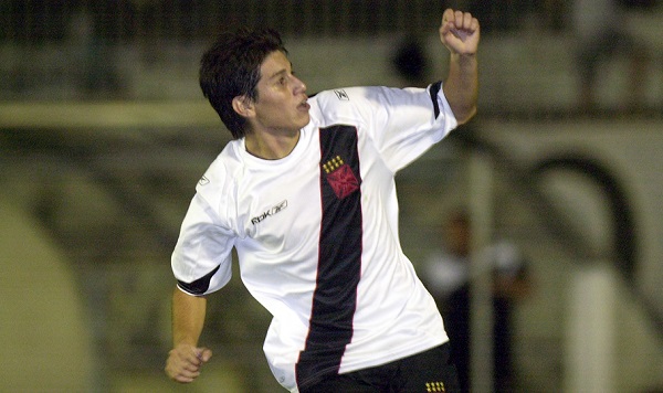 7º - Conca - argentino - 2007 - 8 gols em 50 jogos - 0,16 gol por jogo