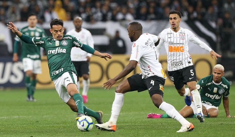 4/8/2019 - Corinthians 1 x 1 Palmeiras - Neo Química Arena - 13ª Rodada Brasileirão-2019: Com o Verdão de Felipão já em declínio, o Timão saiu na frente com Manoel, mas Felipe Melo empatou para o rival. No fim, Cássio ainda salvou o Alvinegro de levar a virada, em cabeceio de Deyverson.