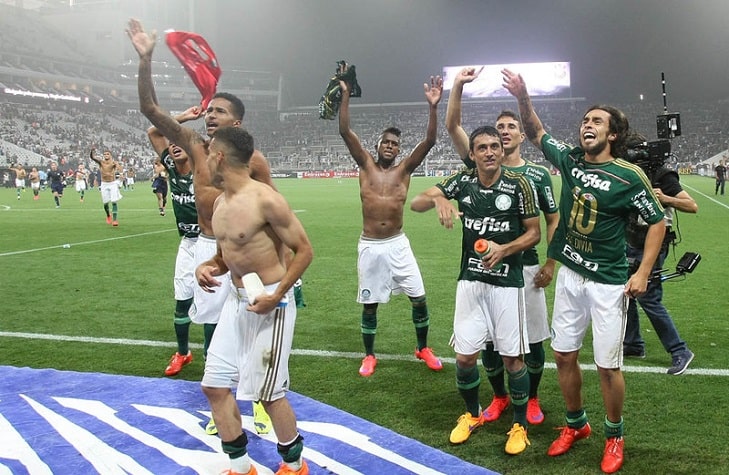 19/4/2015 - Corinthians 2 (5) x (6) 2 Palmeiras - Semifinal Paulistão-2015: Nos pênaltis, Verdão eliminou o favorito Corinthians na semi do estadual, dentro da casa do rival. Gols do Alviverde: Victor Ramos e Rafael Marques. Gols do Timão: Danilo e Mendoza.