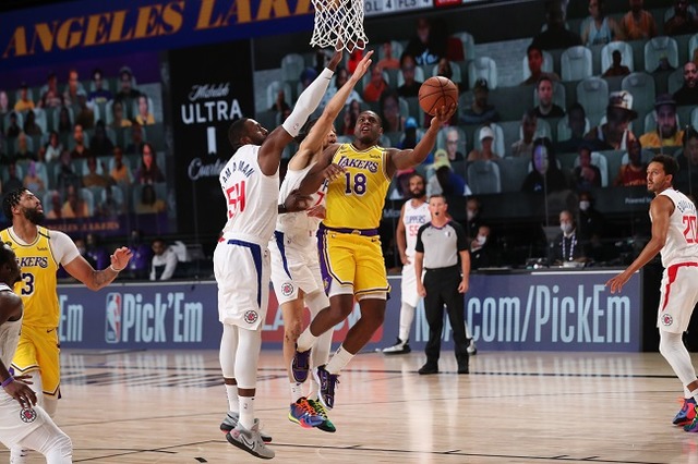 Dion Waiters (Los Angeles Lakers) fez apenas o seu quarto jogo na temporada, o primeiro pela equipe californiana. Ele passou os últimos três anos no Miami Heat. Waiters contribuiu saindo do banco de reservas e somou 11 pontos em 21 minutos de ação, mas pecou nas cestas de três: apenas um acerto em seis tentativas