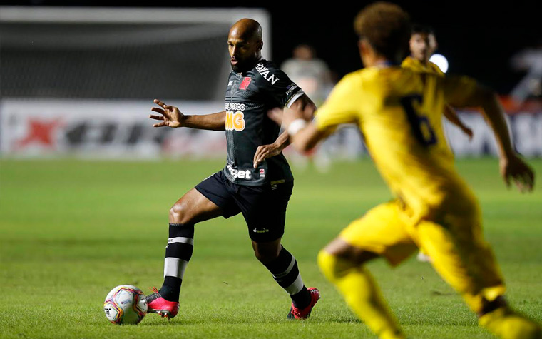 MADUREIRA - SOBE - O Madura contou com uma boa partida de LUCÃO, que desdobrou-se para salvar as tentativas do Cruz-Maltino. DESCE - Porém, mesmo com boa organização defensiva, o Tricolor Suburbano se omitiu no ataque e viu a chance de vencer custar caro.