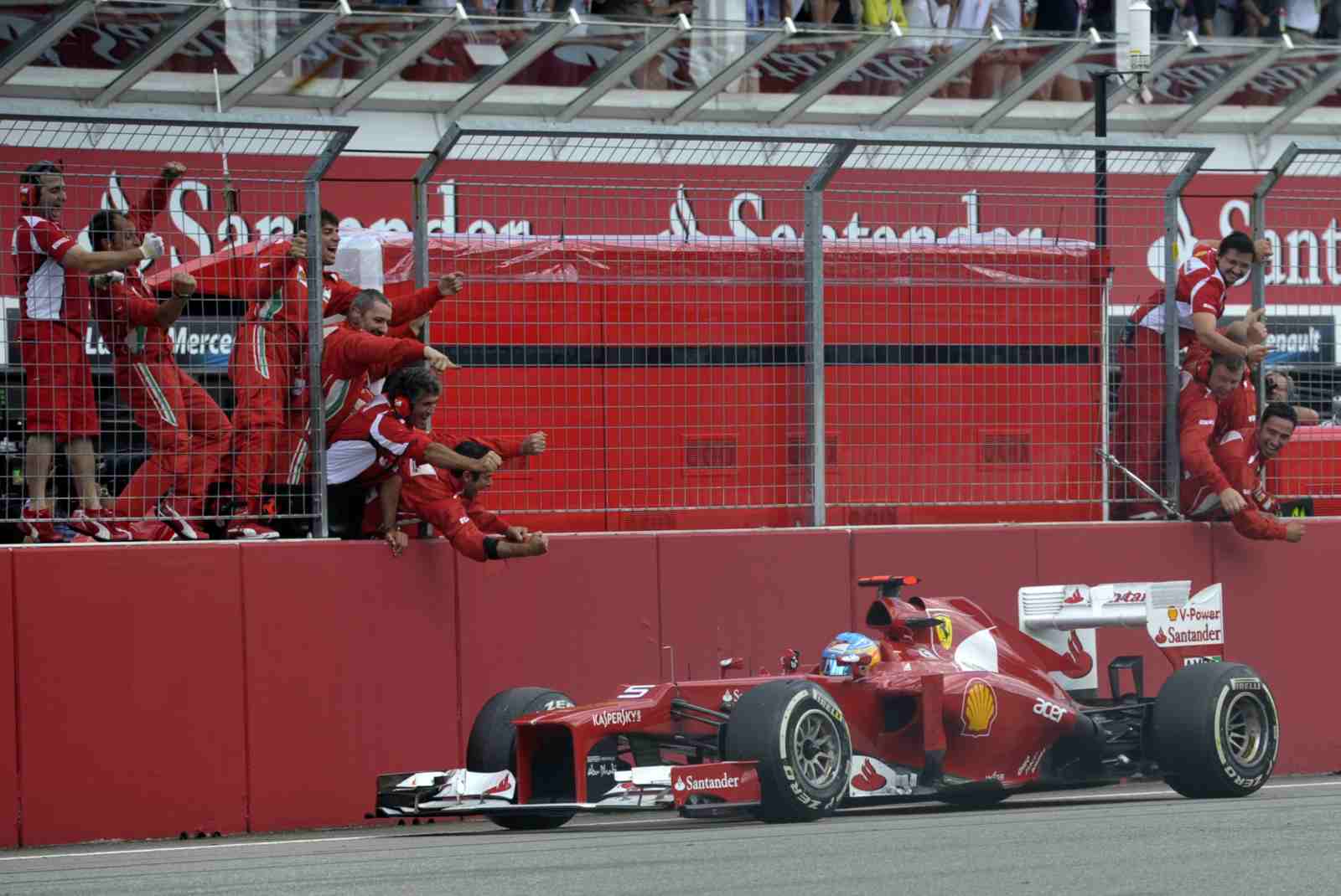 É inegável que Alonso sempre conseguiu extrair mais do que a Ferrari lhe entregava