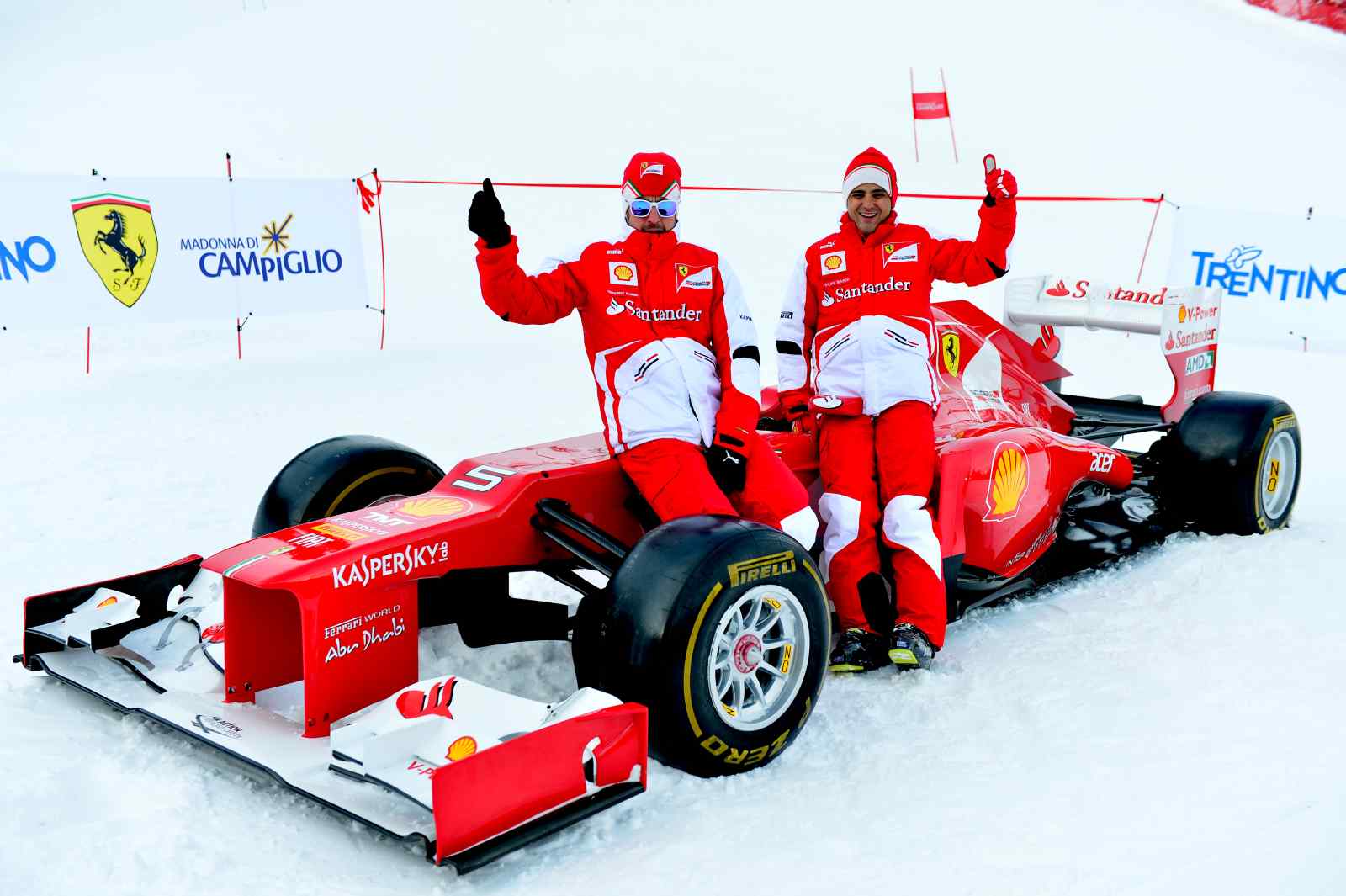 Em 2010, passou a defender a Ferrari