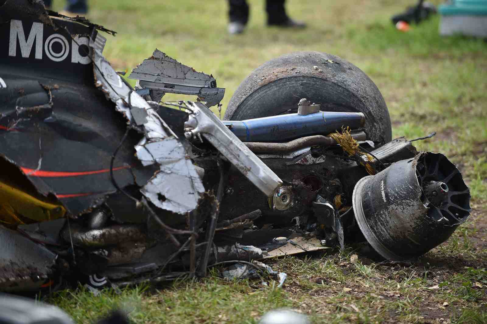 Mas o bicampeão teve de ficar de fora da etapa seguinte, no Bahrein, para se recuperar totalmente