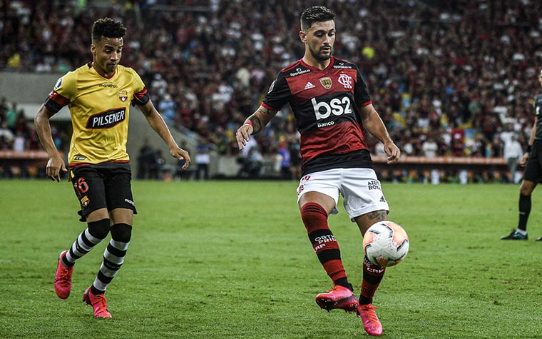 FLAMENGO 3x0 BARCELONA-EQU - O primeiro jogo no Maraca pela Copa Libertadores de 2020 trouxe mais uma vez a superioridade rubro-negra. Gustavo Henrique e Gabigol marcaram de cabeça e Bruno Henrique deixou o seu também.