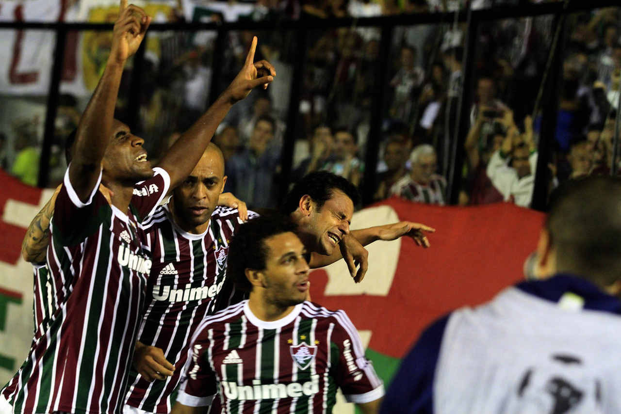 Na Libertadores de 2013, o Fluminense perdeu o jogo de ida para o Emelec no Equador por 2 a 1. Na volta, venceu por 2 a 0 e se classificou.