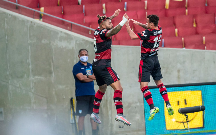 O Fluminense chegou a fazer frente ao Flamengo de Jorge Jesus na final do Cariocão 2020. O Rubro-Negro abriu o placar com Pedro, mas o Tricolor empatou com Evanilson e chegou a pressionar por uma virada. Porém, Egidio perdeu uma simples disputa para Gabigol, que avançou e rolou para Michael fazer o gol da vitória.