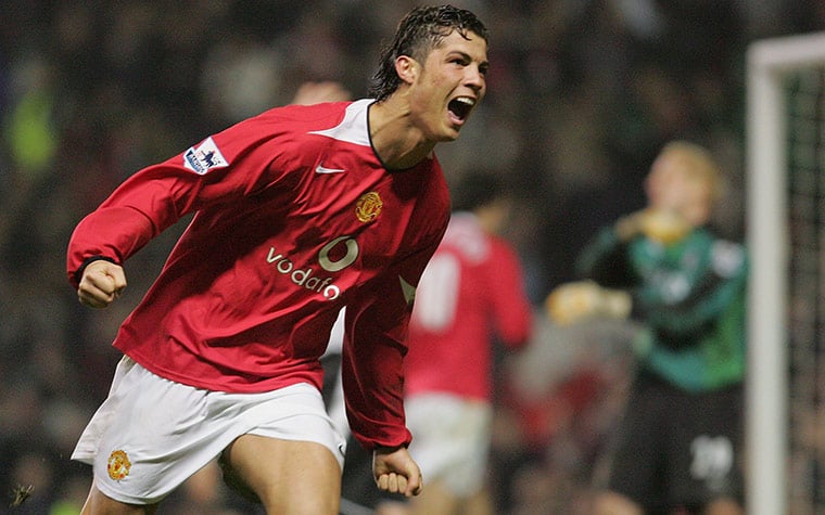 TAÇA DE AMSTERDÃ - Em 2006, Cristiano Ronaldo levou ao Manchester United a essa conquista inédita em torneio europeu tradicional.