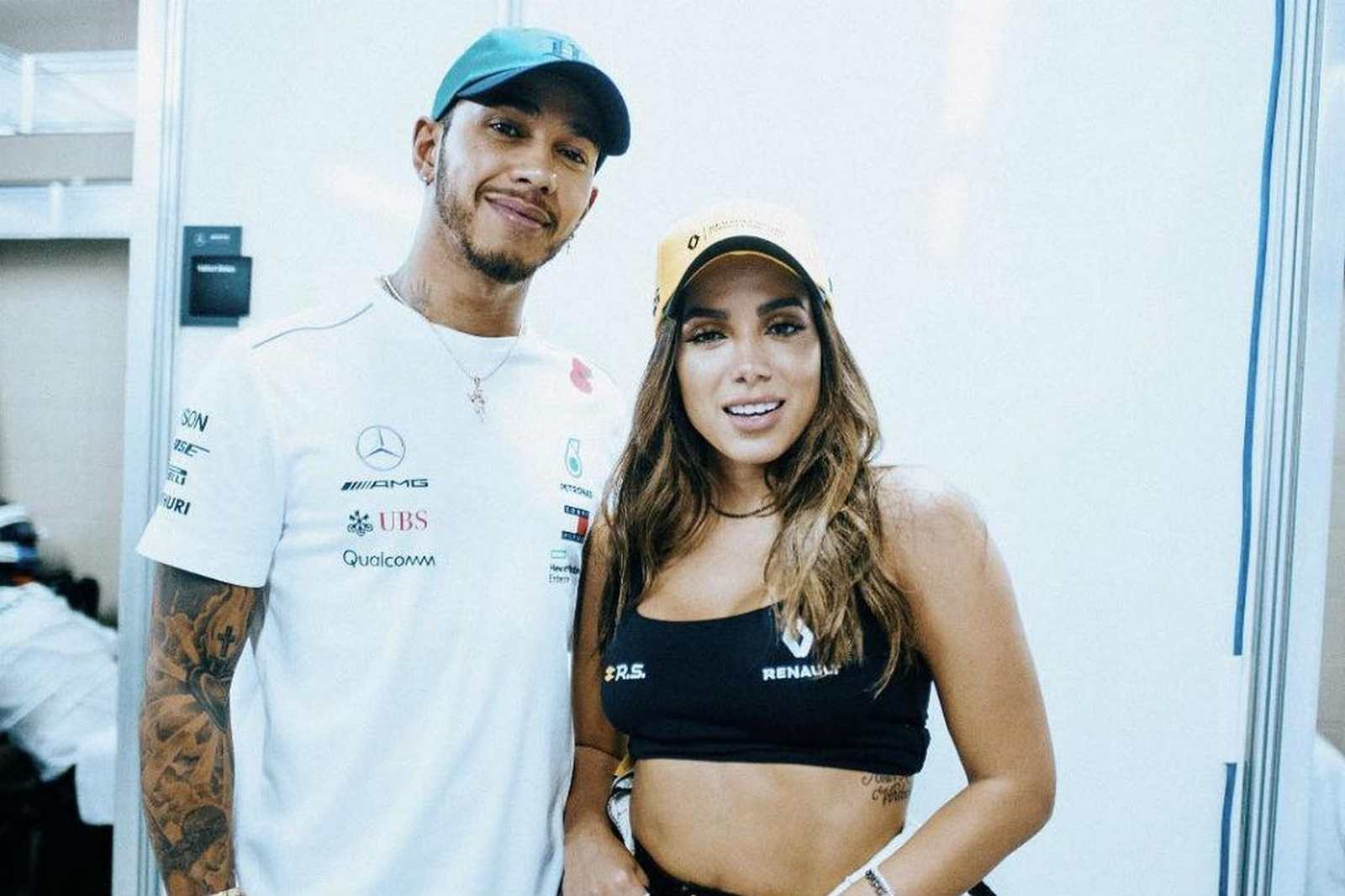 A cantora brasileira Anitta confirmou que teve um affair com o hexacampeão mundial