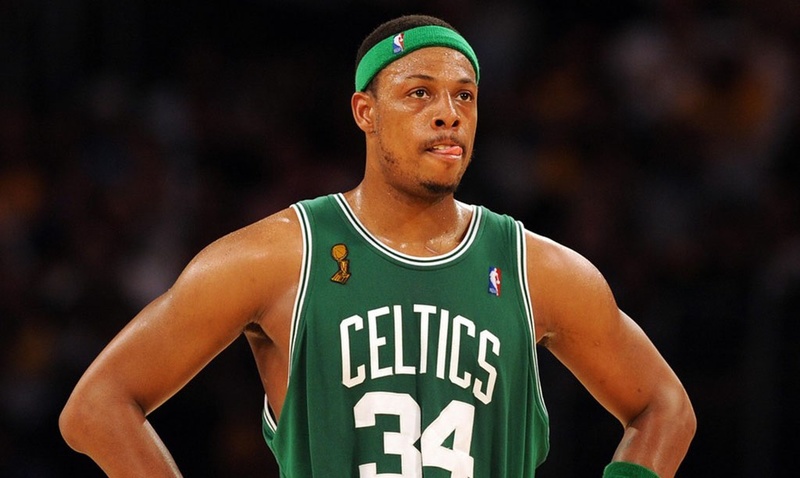 Paul Pierce- Até que na NBA, o ex-astro do Boston Celtics não tinha tantos problemas, mas como comentarista... Pierce dá declarações nada populares e mexe com as torcidas, fazendo dele mais um grande ex-jogador que leva para as análises alguns problemas que teve em quadra. LeBron James que o diga