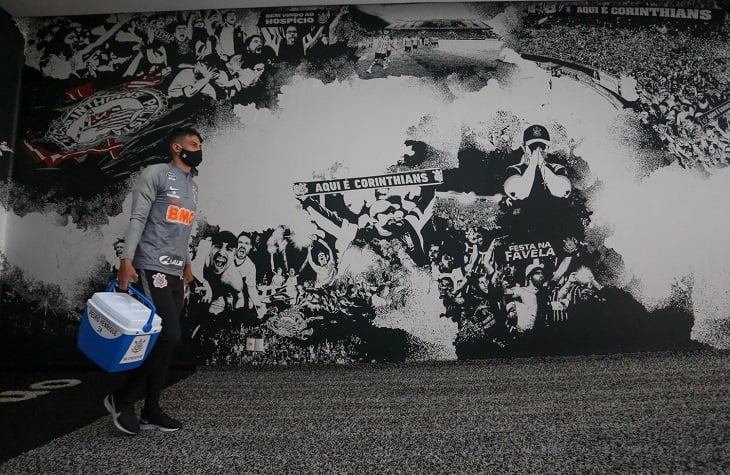 Pedro Henrique: "Muito feliz, estar de volta para a nossa casa, ansioso para que os jogos voltem logo para a gente poder desfrutar do que a gente mais gosta"