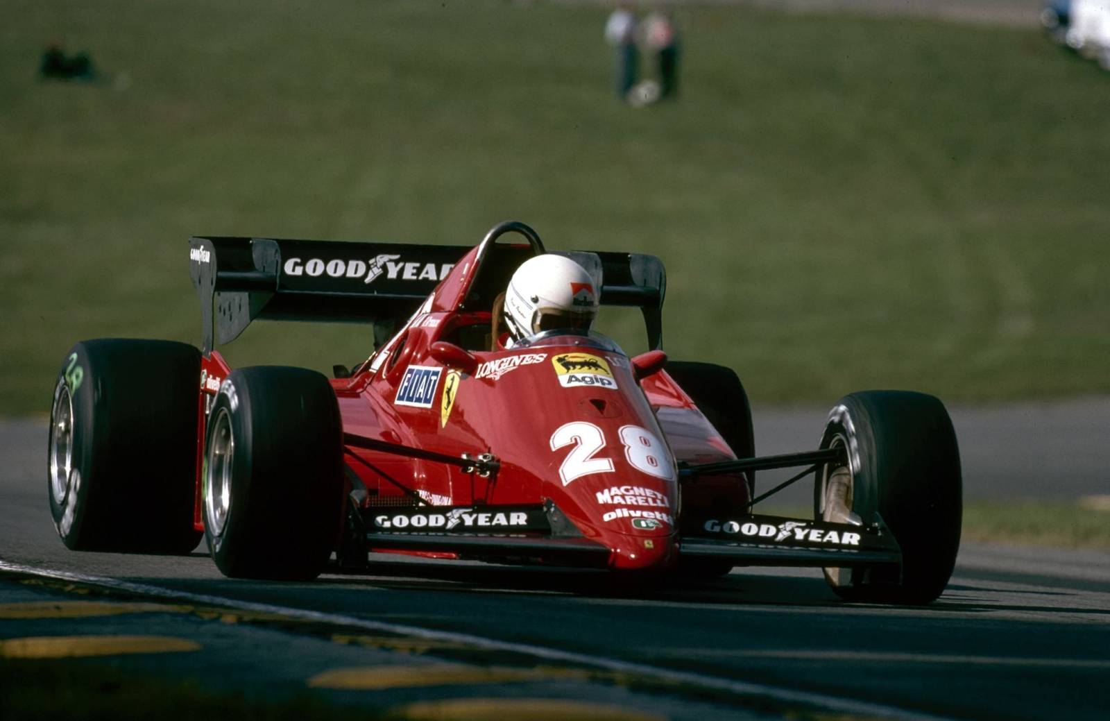16 - René Arnoux, 18 poles, a última delas com a Ferrari 126C3 no GP da Inglaterra em 1983