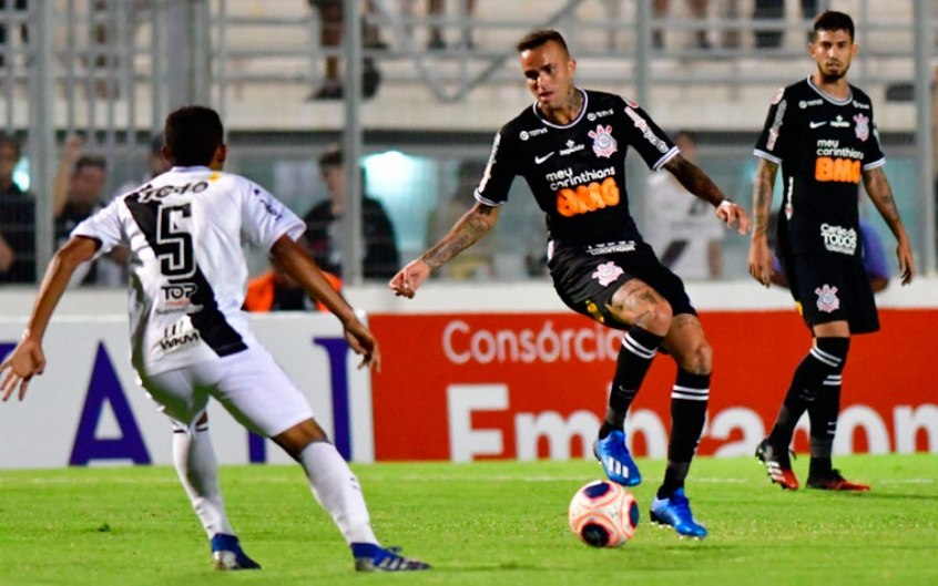 Ponte Preta 2 x 1 Corinthians (Paulistão) - Cássio; Fagner, Pedro Henrique, Gil e Sidcley; Camacho e Richard (Cantillo); Ramiro (Madson), Luan e Janderson (Everaldo); Boselli