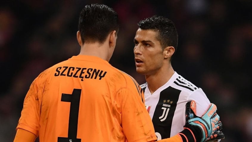 Szczesny, goleiro da Juventus, foi o selecionado para a categoria de 1,95m – com menção também a Donnarumma e Matip.