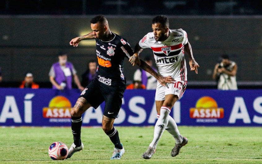 Entre São Paulo x Corinthians, a vantagem é novamente do Timão. O clube alvinegro venceu o rival 130 vezes, contra 106 vitórias do Tricolor, além de 109 empates entre os clubes.