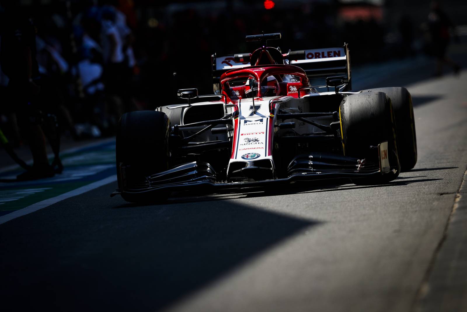 Kimi Räikkönen ainda não pontuou em 2020, mas teve um bom início na sexta-feira com a 10ª posição 