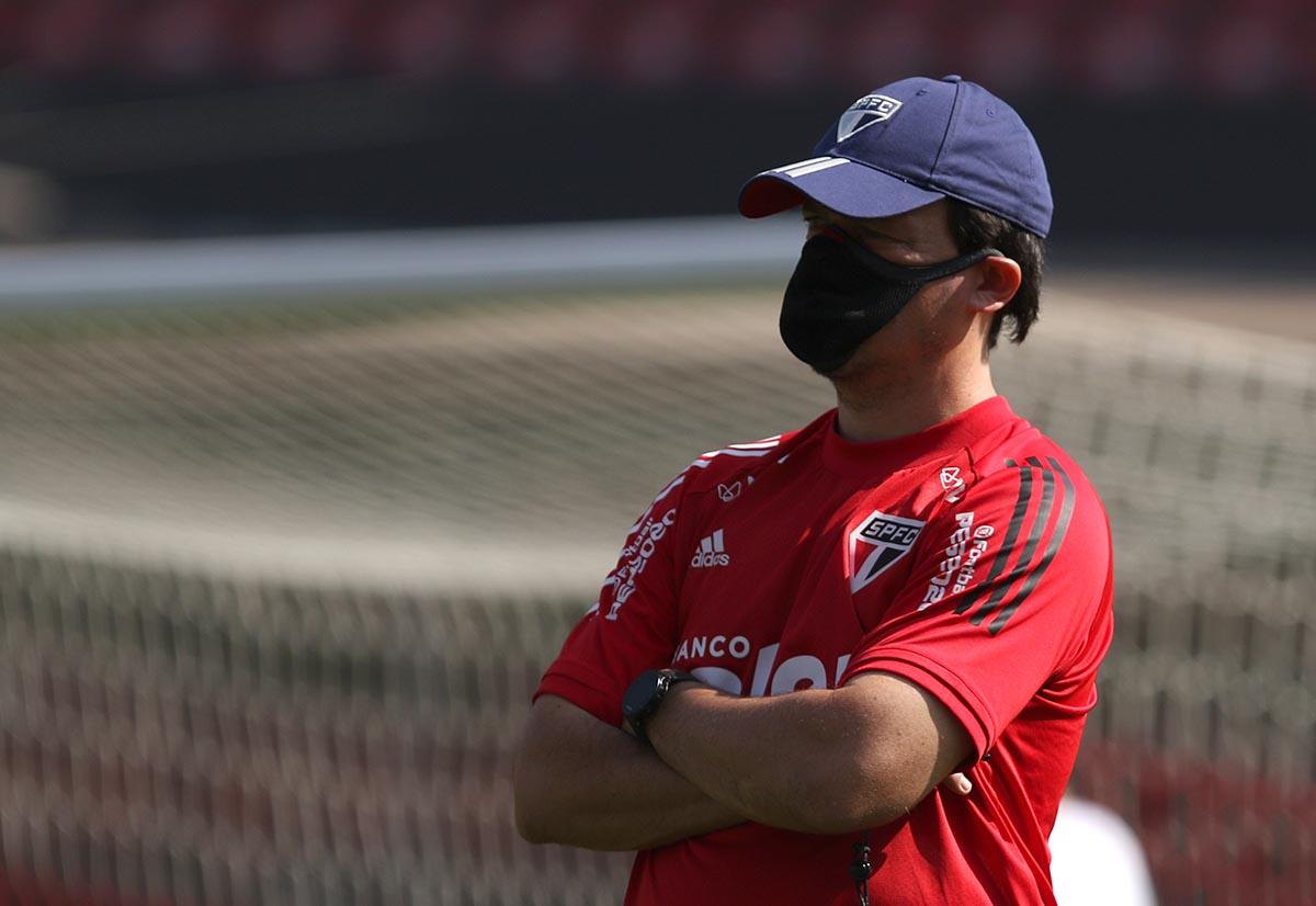 Técnico Fernando Diniz