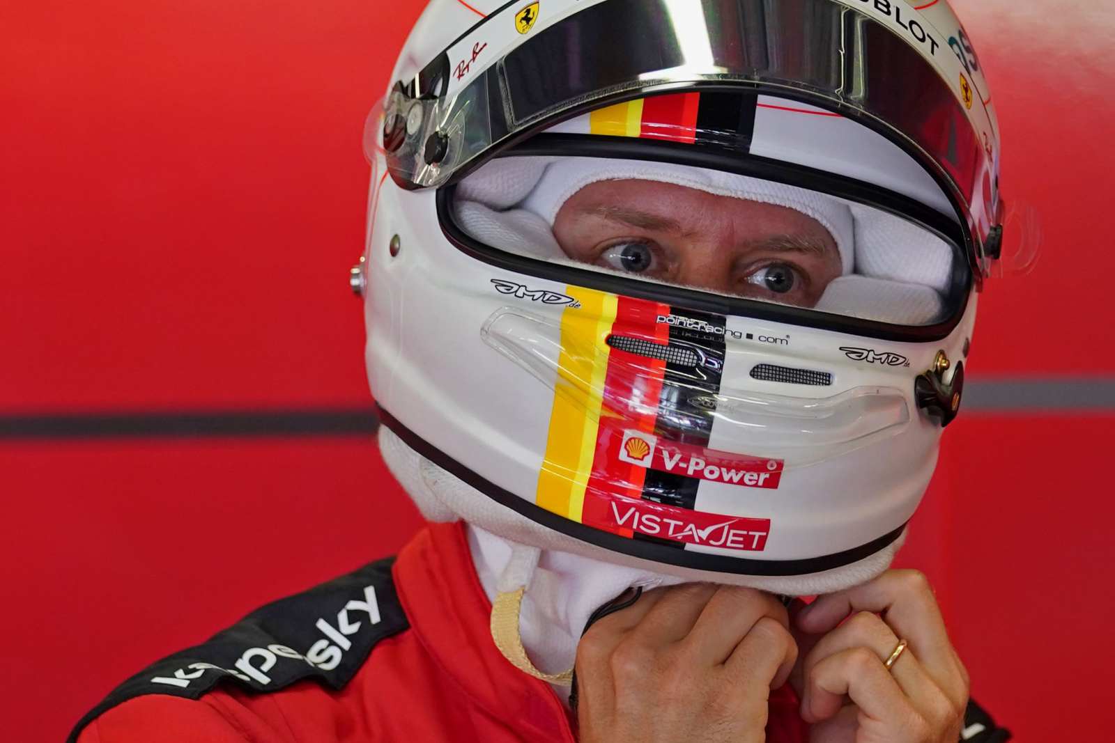 Sebastian Vettel sofreu com o ritmo da Ferrari e teve de se contentar com a 11ª colocação do grid de largada 