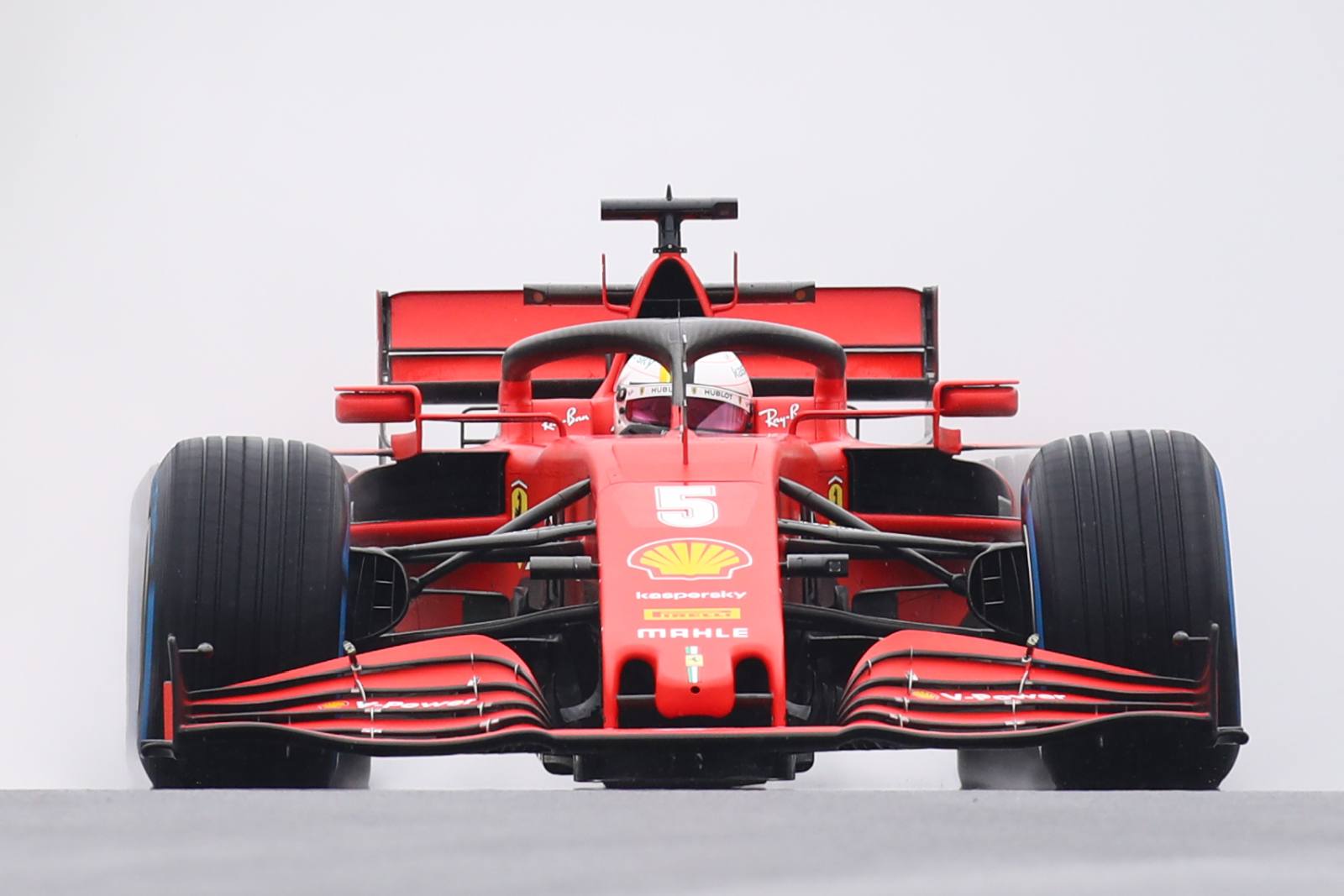 Vettel em ação no Hungaroring