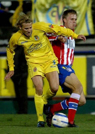 2004/2005 - Diego Forlán - Villarreal - 25 gols