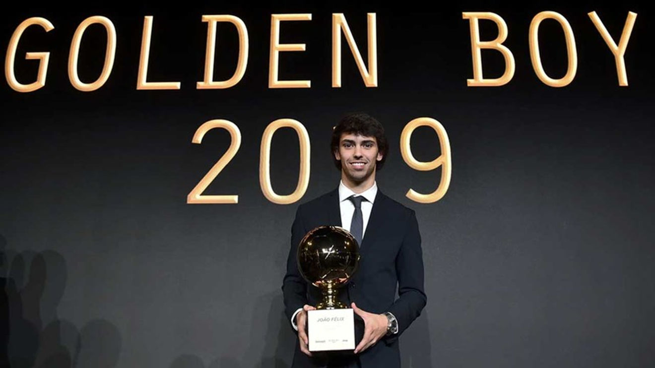 Melhor jogador jovem de 2019 - João Félix venceu o prêmio Golden Boy de 2019, dado pelo jornal 'Tuttosport', ao melhor jogador  até 21 anos que atuam na Europa. Ele ficou na frente de Sancho e Havertz, que completaram o pódio. 