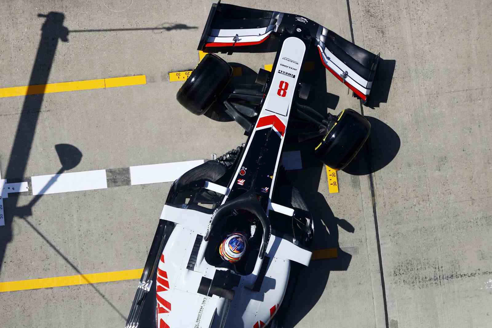 18) Romain Grosjean (Haas), 1min27s643