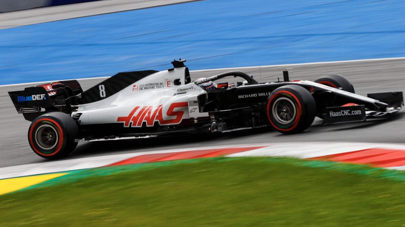 A Haas continuou na parte do fim do grid. Magnussen ficou em 15º