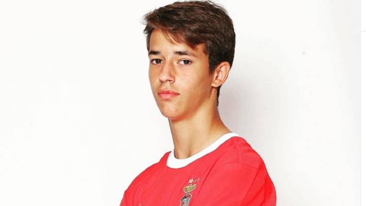 Irmão destaque na base - Hugo Félix é irmão de João e já é destaque no sub-15 do Benfica. O caçula é tido como alguém que tem a ambição de chegar à equipe A do Benfica, segundo os jornais portugueses.