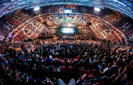 O UFC cancelou a reserva da Arena da Barra, que seria palco do UFC Rio, no dia 14 de agosto, conforme revelou o site "Combate.com", em razão da pandemia de Covid-19. Será a primeira vez desde 2016 que o Rio de Janeiro terminará o ano sem um evento do Ultimate. A notícia aumentou a lista de competições internacionais que o Brasil deixará de receber por causa do novo coronavírus. Veja a seguir outras perdas do país no esporte em 2020.