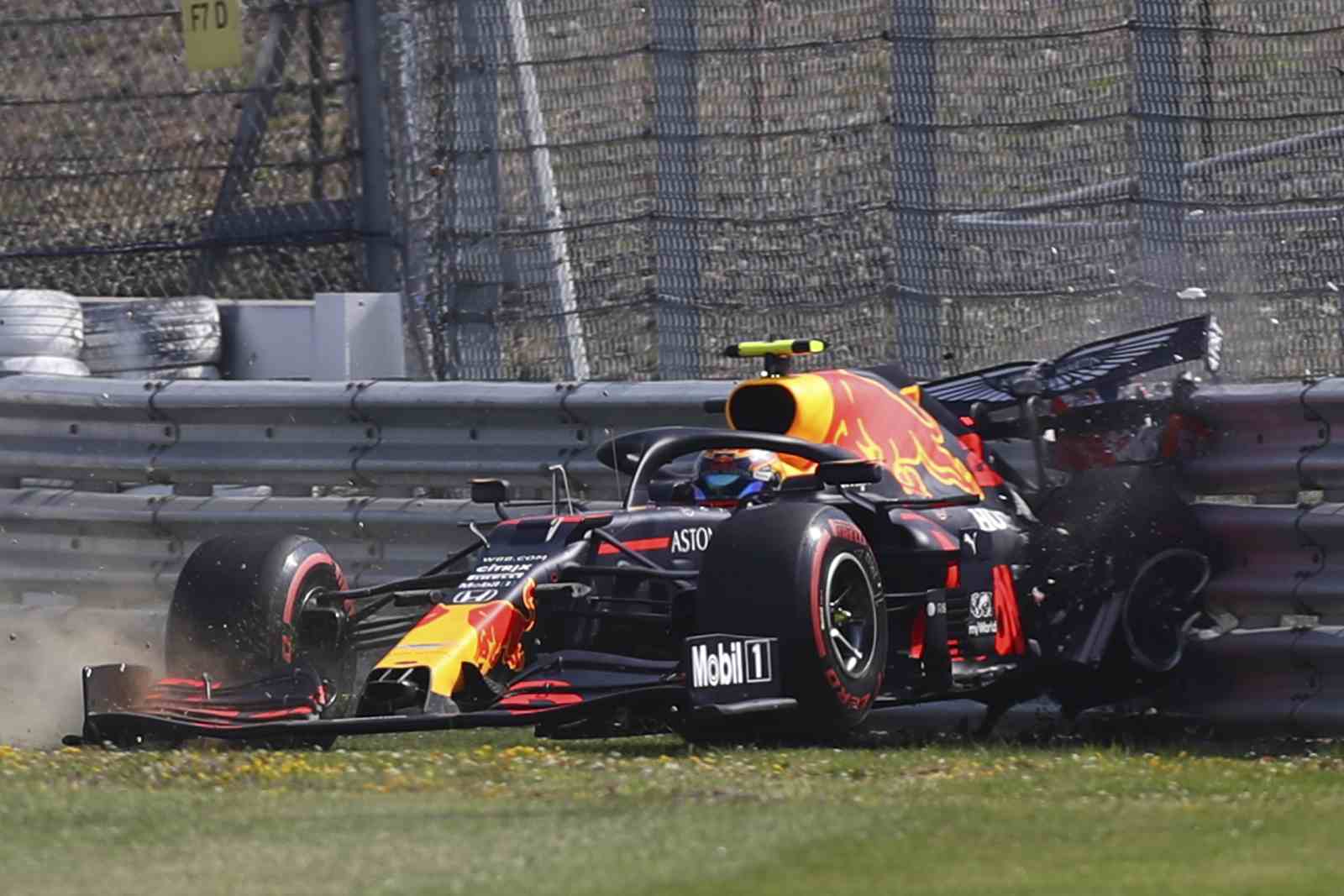 O momento da pancada de Alexander Albon em Silverstone