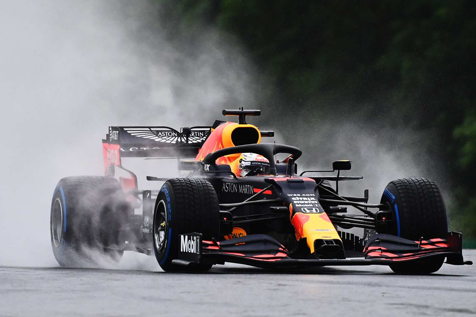 No TL2, o piloto da Red Bull não marcou tempo na esvaziada sessão