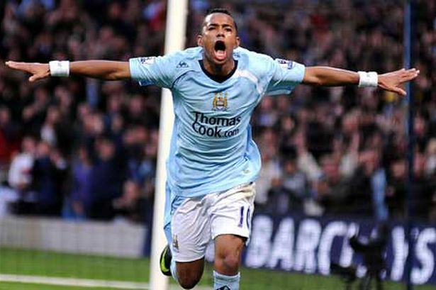 13º - Robinho - 14 gols em 41 jogos