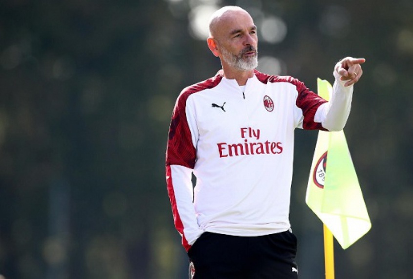 FECHADO - O Milan anunciou a renovação de contrato do técnico Stefano Pioli até 2022. O técnico chegou em outubro de 2019, não teve tempo de fazer uma pré-temporada com o elenco e apresentou desempenho irregular no início do seu trabalho.