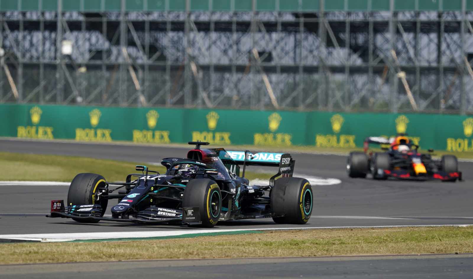 Hexacampeão foi o autor da volta mais rápida em Silverstone