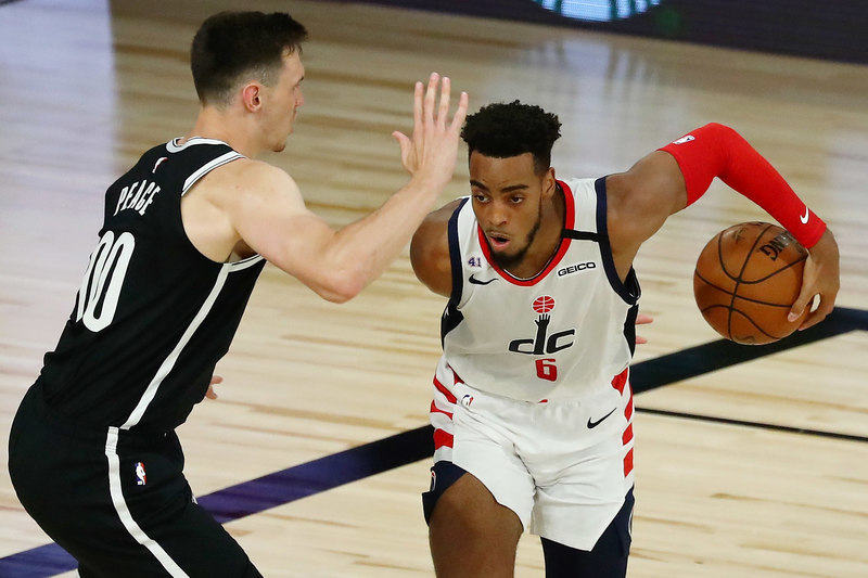 O ala-armador Troy Brown (Washington Wizards) foi muito bem na partida diante do Brooklyn Nets, no domingo. Brown ficou muito próximo de obter um triplo-duplo ao contabilizar 22 pontos, dez rebotes e oito assistências, uma de suas melhores aparições pelo Wizards. Com a segunda derrota, a equipe está cada vez mais distante dos playoffs