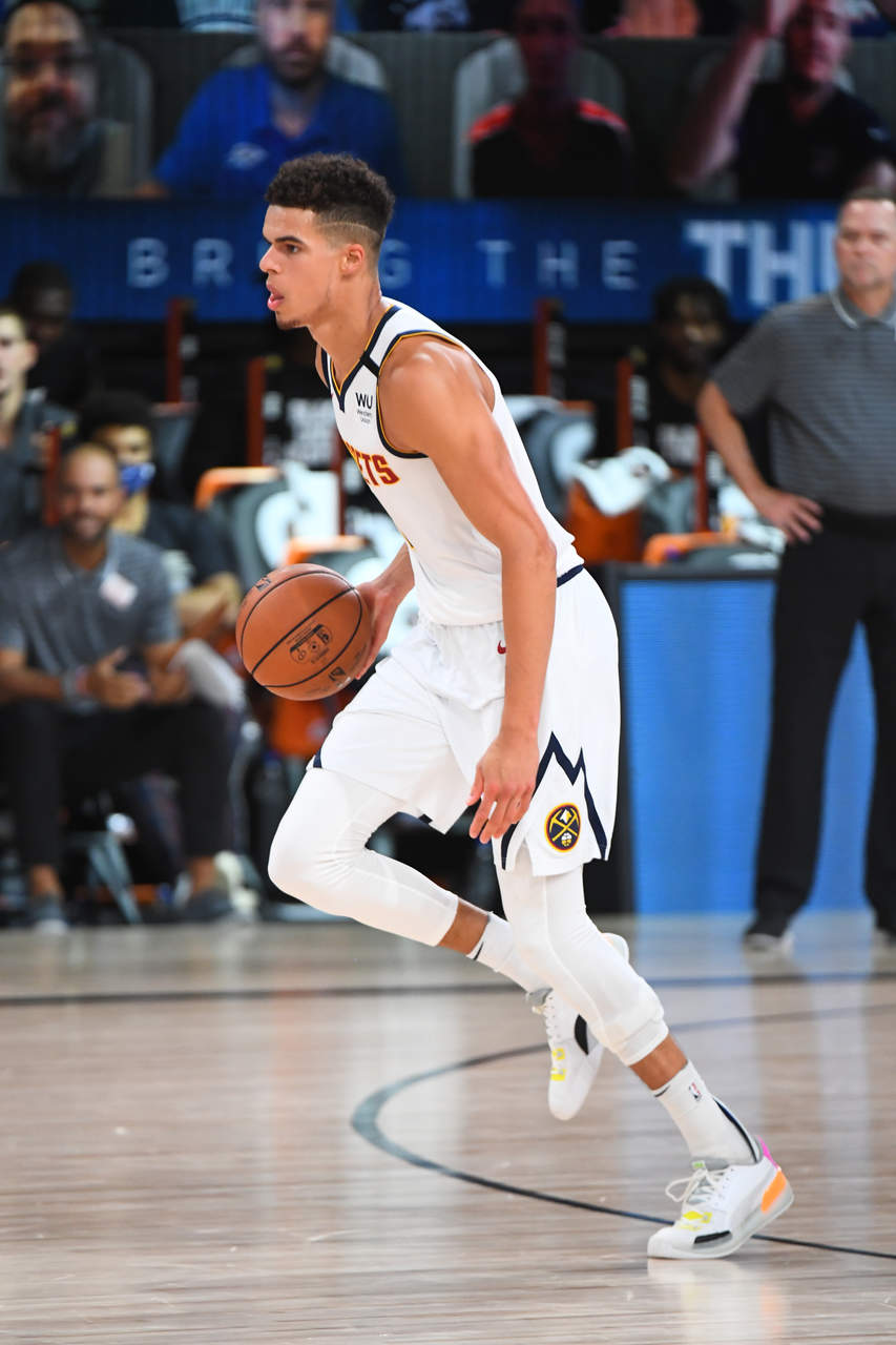 5- Michael Porter (Denver Nuggets): 37 pontos, 12 rebotes e quatro em seis em três pontos. De longe, a melhor partida da carreira do jovem ala. Porter passou o jogo inteiro comandando o Nuggets no ataque, com ótimos arremessos. Não houve quem conseguisse executar uma boa defesa nele. Resultado: vitória em cima do Oklahoma City Thunder