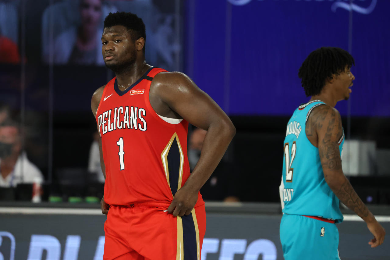 10- Zion Williamson (New Orleans Pelicans): 23 pontos, sete rebotes, cinco assistências, em 25 minutos. O ala-pivô finalmente passou da barreira dos 20 minutos. Williamson está jogando com restrição de tempo de quadra por estar fora de sua melhor forma física. Bem longe, aliás. De qualquer forma, mostrou evolução