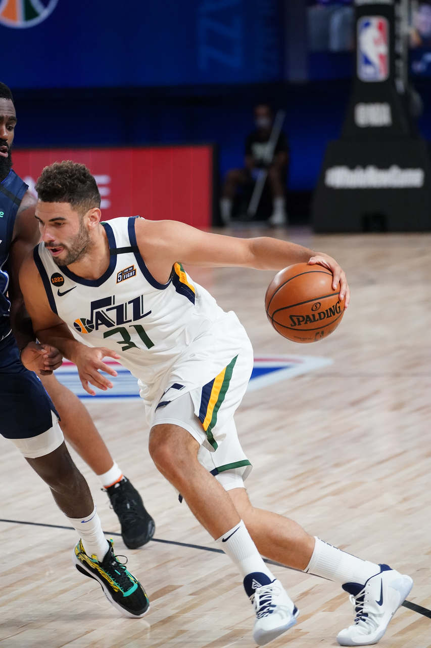 Georges Niang (Utah Jazz) 4,5 - O ala-armador anotou sete pontos e pegou três rebotes em 19 minutos. Errou três das quatro tentativas de três