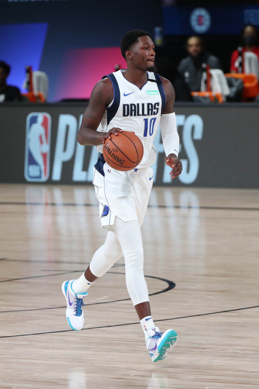 Dorian Finney-Smith (Dallas Mavericks) 5,5 - Nove pontos, quatro rebotes e duas roubadas. Finney-Simith fez mais uma partida regular, mas foi só