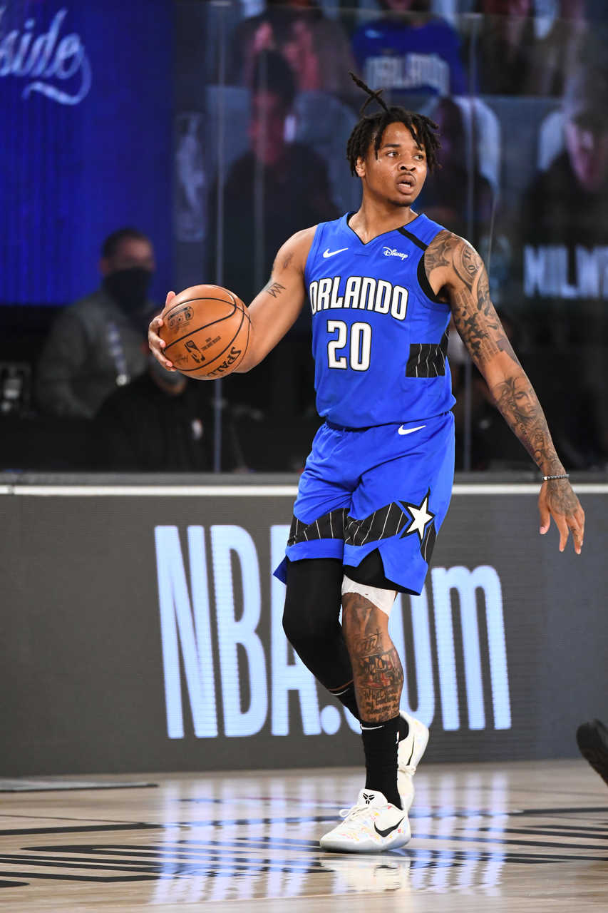 Markelle Fultz (Orlando Magic) 6,5 - Titular, no lugar de D.J. Augustin, Fultz foi relativamente bem, com 15 pontos e seis assistências em 29 minutos