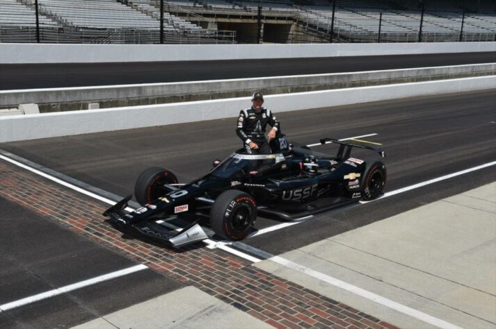 Ed Carpenter, #20, da Carpenter, é o 16º