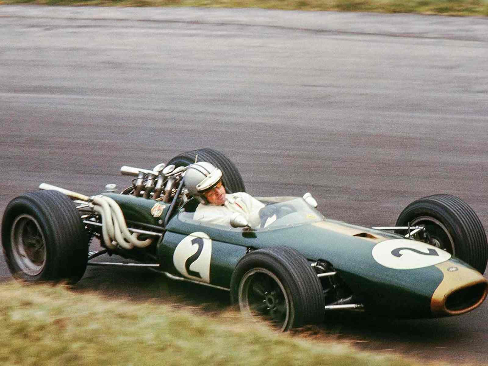 O neozelandês Denny Hulme, com a Brabham, conquistou o título de 1967