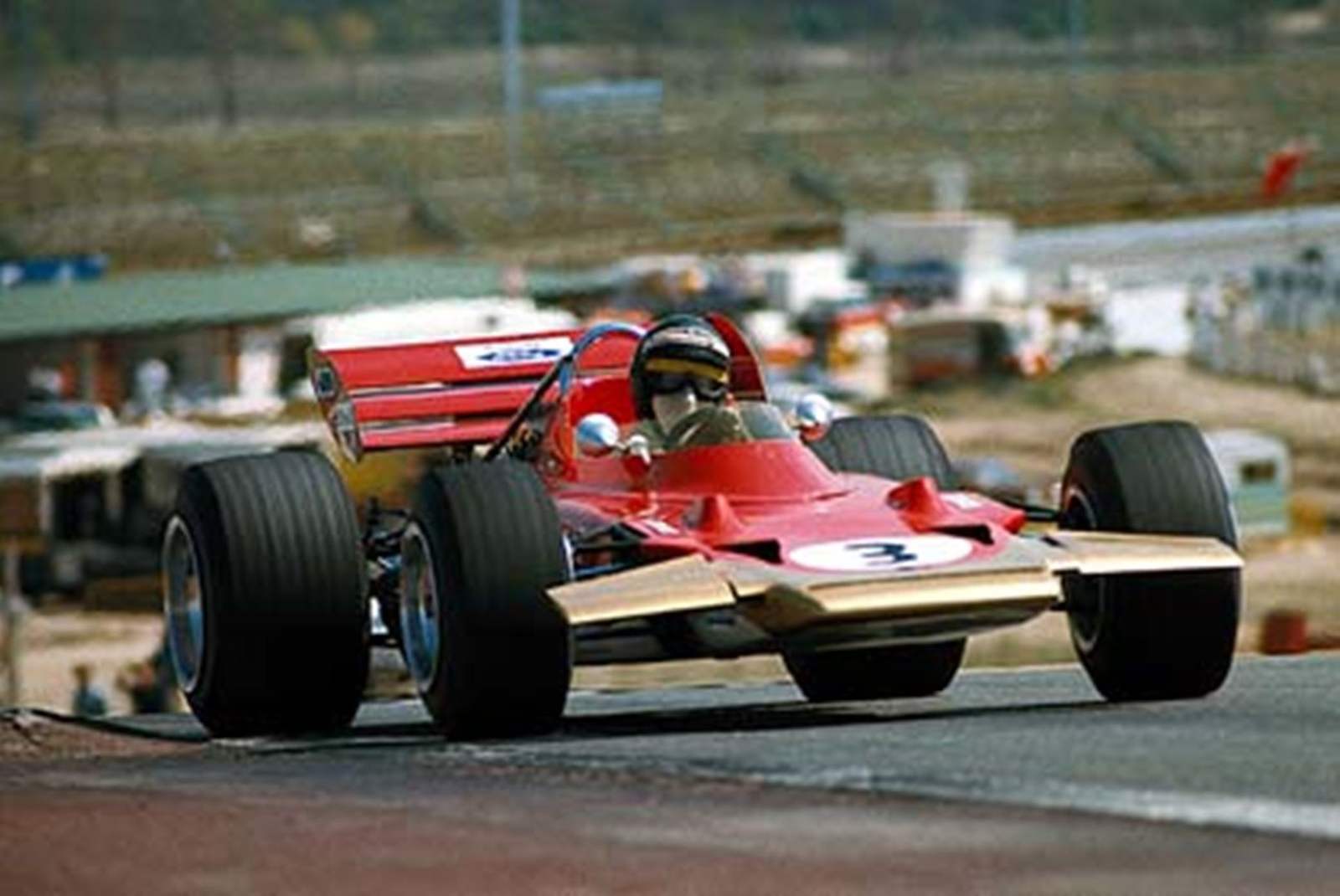 Pela Lotus, Jochen Rindt se tornou o único campeão póstumo da F1. Perdeu a vida no GP da Itália e não foi alcançado por Jack Ickx 