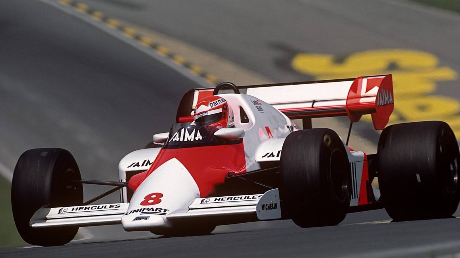Nove anos depois do bi, Niki Lauda, agora na McLaren, saiu com o tricampeonato. Apenas 0.5 ponto separou ele de Alain Prost