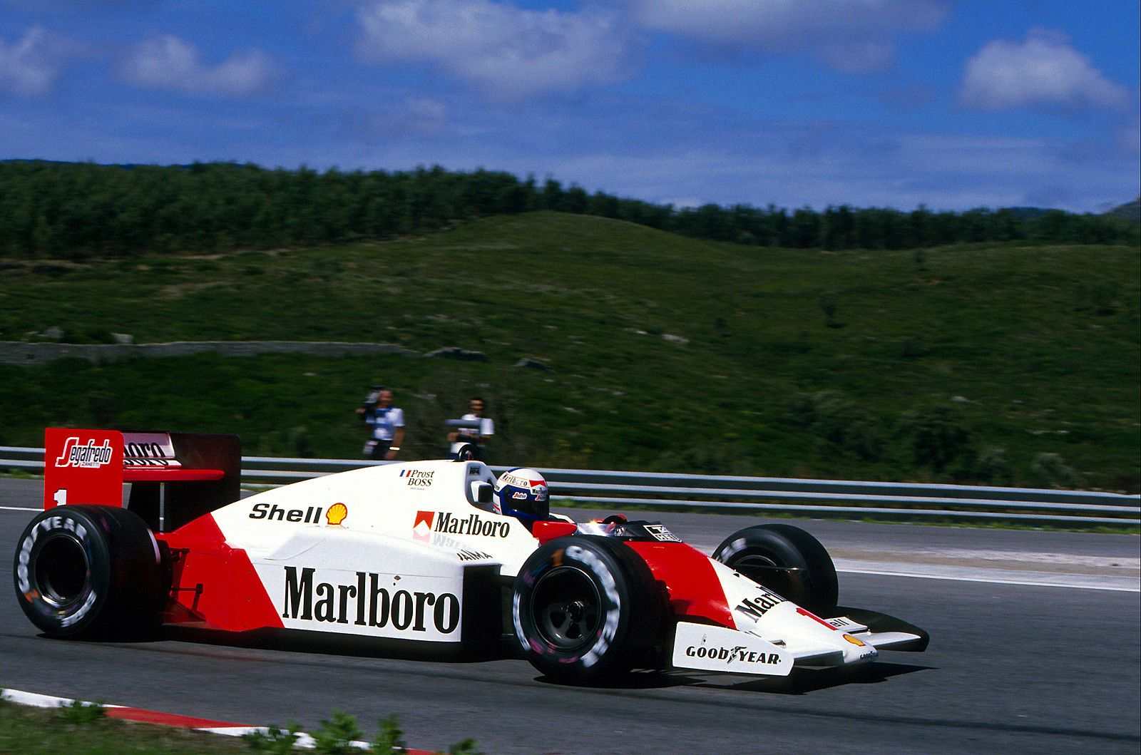 De forma dramática, Prost garantiu o bicampeonato em 1986