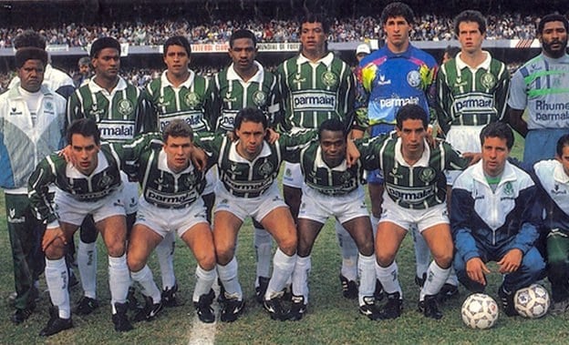 As equipes voltaram a se encontrar em duas finais no ano de 1993. A primeira foi no fatídico dia 12 de junho, na decisão do Paulista, quando o Palmeiras goleou o rival por 4 a 0, com gols de Zinho, Evair (dois) e Edílson – no jogo de ida, o Alvinegro havia vencido por 1 a 0.