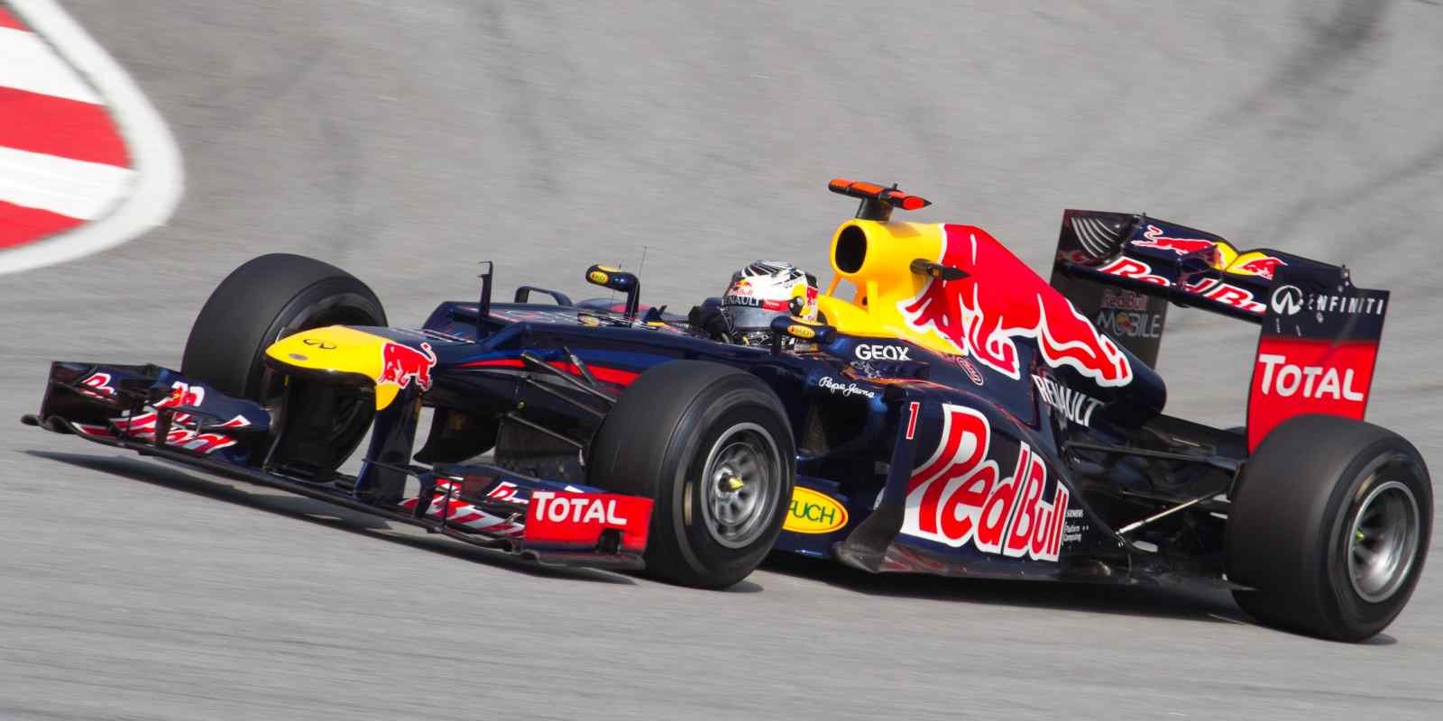 O tricampeonato veio em 2012 após equilibrada batalha com Fernando Alonso (Foto: Red Bull Content Pool)