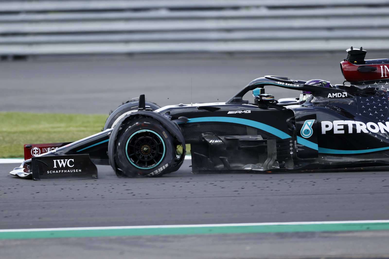 Em 2020, Hamilton já venceu prova com apenas três pneus e visa o heptacampeonato 