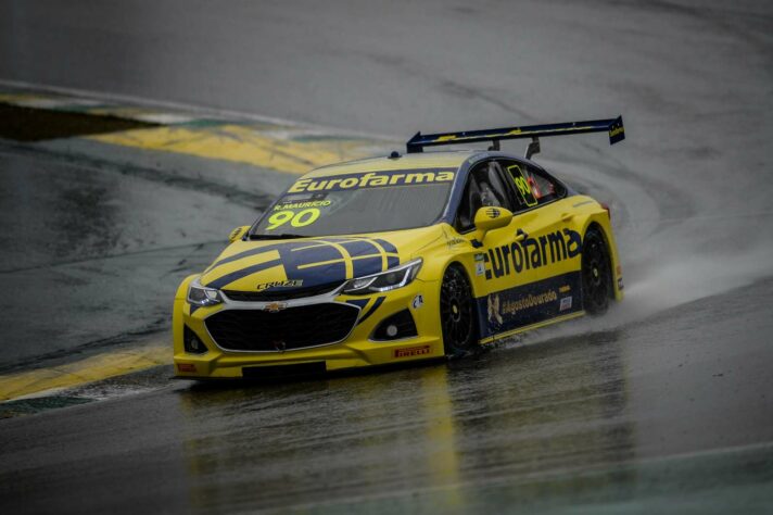 O piloto do carro #90 é o atual vencedor da Corrida do Milhão, prova deste domingo